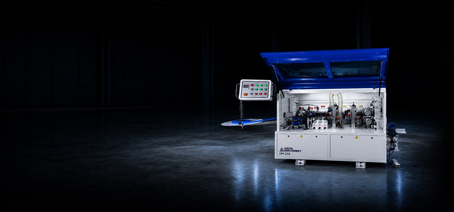 Кромкооблицовочный станок DELTAMACHINERY DM-215 главное фото