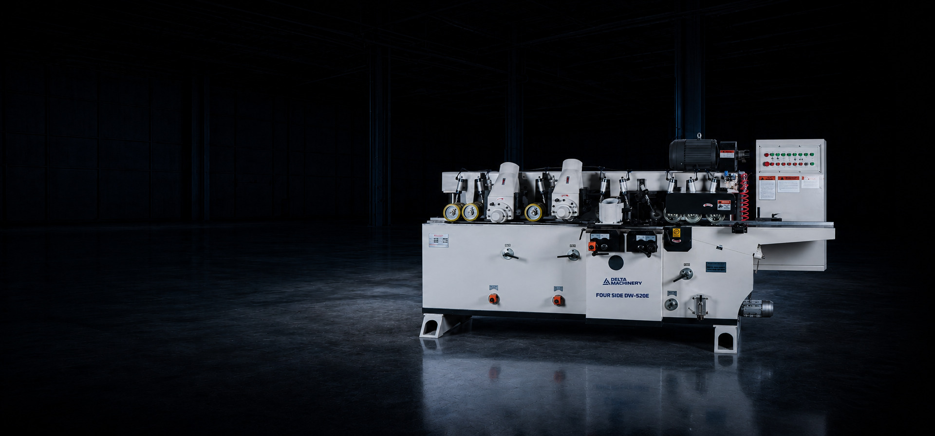 Четырехсторонний станок DELTAMACHINERY FOUR SIDE DW-520H главное фото