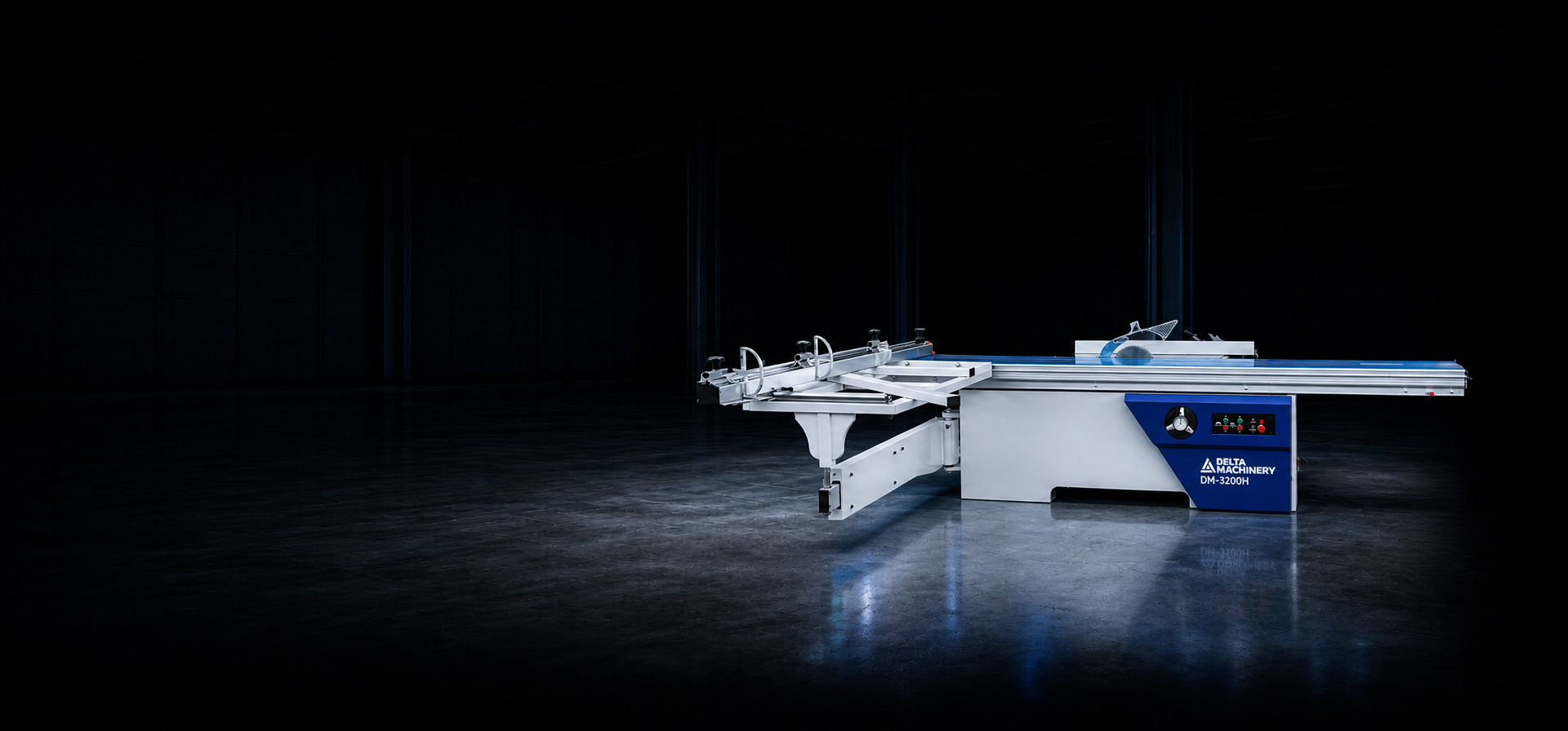 Форматно-раскроечный станок DELTAMACHINERY DM-3200H главное фото